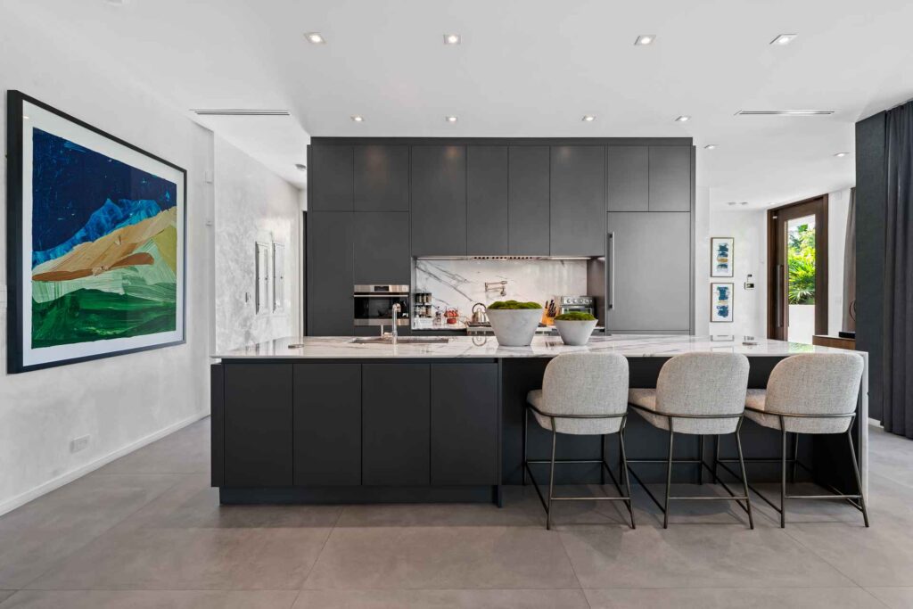 Miami Beach Million Dollar House: A Symphony of Luxury Million Dollar House