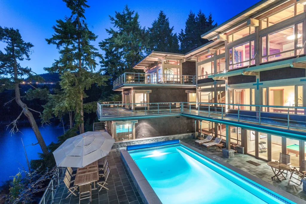 $19,000,000 Luxury Mansion In British Columbia, Canada Luxury Mansion